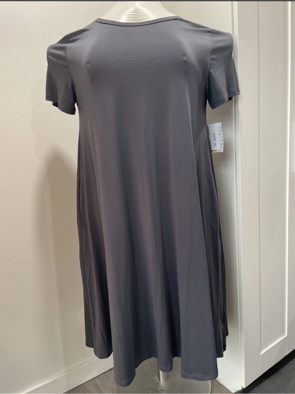 Woman's LuLaRoe Gray Jessie, Pockets Jessie Dress Size 3XL